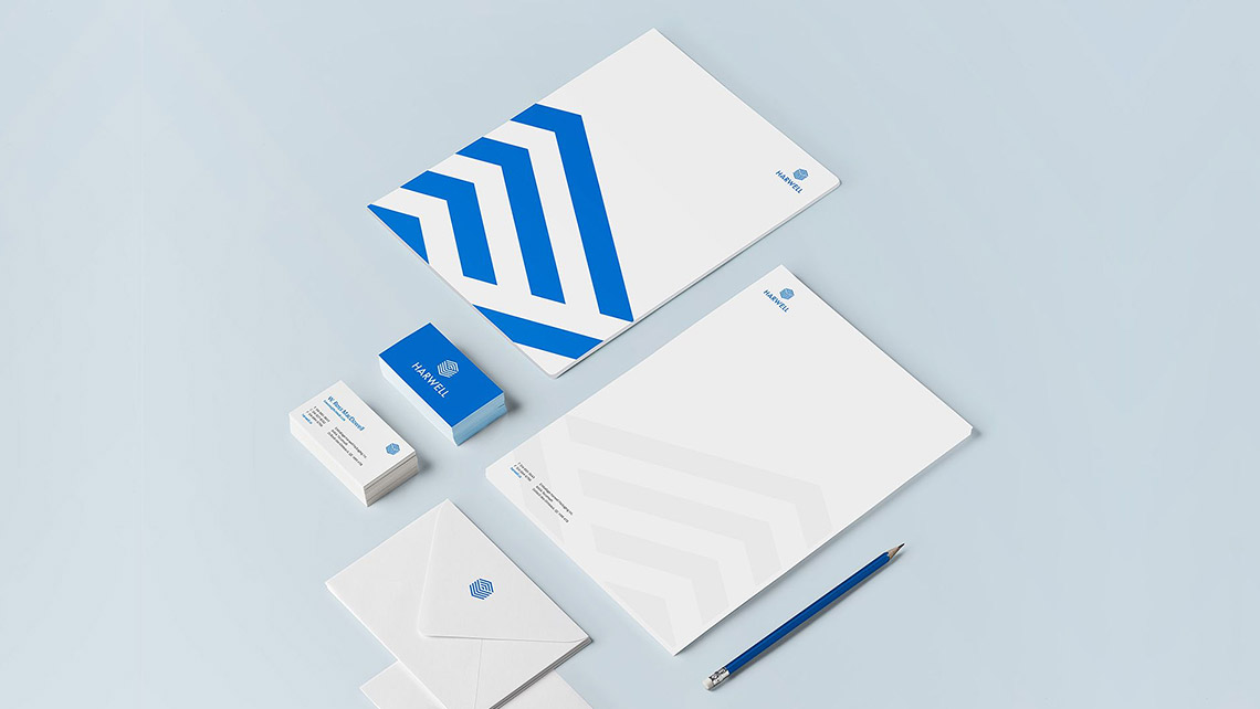 MINIMALISTIC DESIGN FOREVER JOHN DOE
